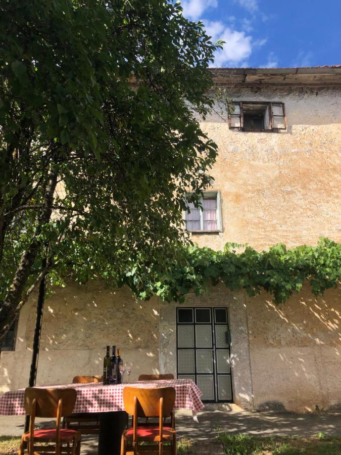 Villa Kuća Vecchia Otočac Esterno foto