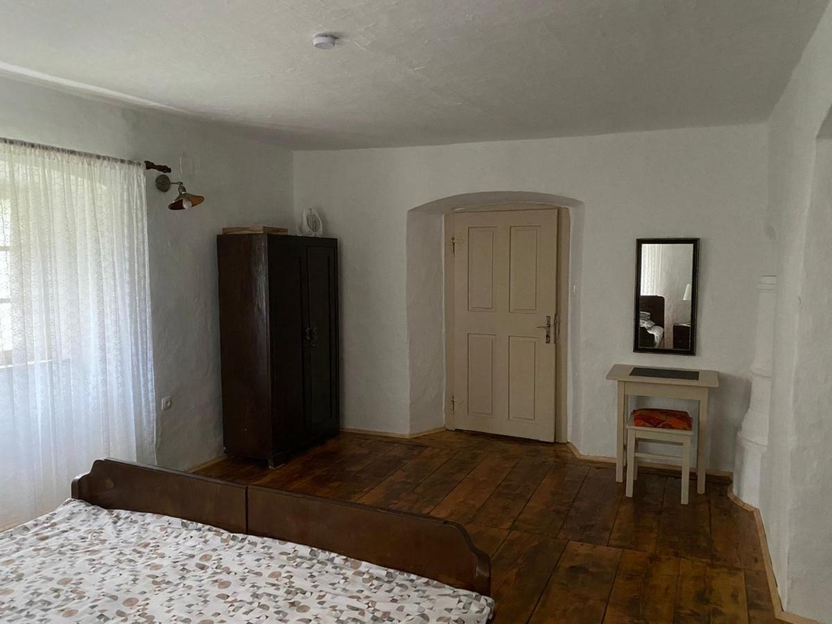 Villa Kuća Vecchia Otočac Esterno foto