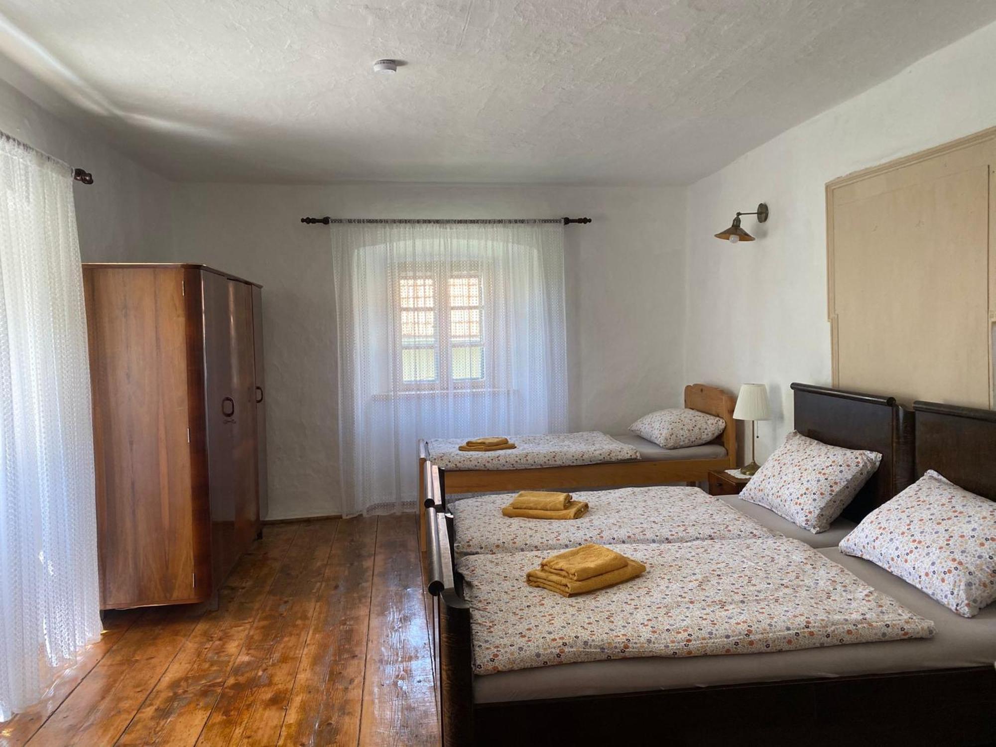 Villa Kuća Vecchia Otočac Esterno foto